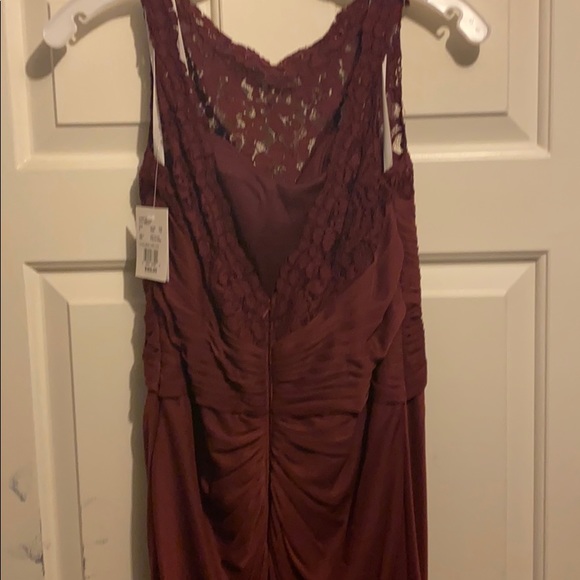 David’s bridal size 8 color wine bridesmaid dress - Picture 4 of 5
